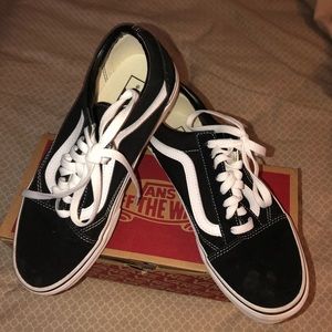 Black/White Old Skool Vans